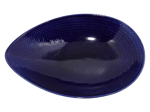Blå Ild
Oval lav skål 25.4 cm.