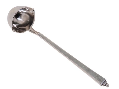 Georg Jensen Pyramid sterling silver
Cream ladle 12.9 cm.