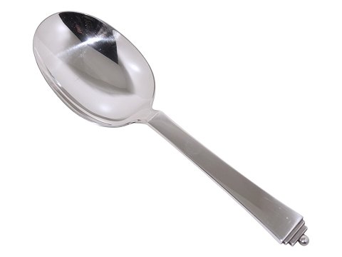 Georg Jensen Pyramid sterling silver
Large serving spoon 22.3 cm.