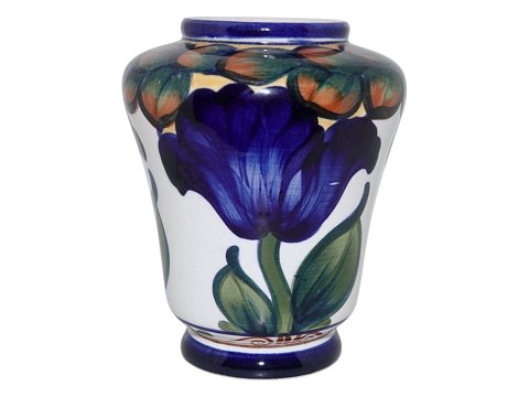 AluminiaVase med blå blomst