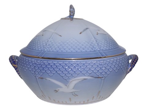 Seagull with gold edgeLidded bowl