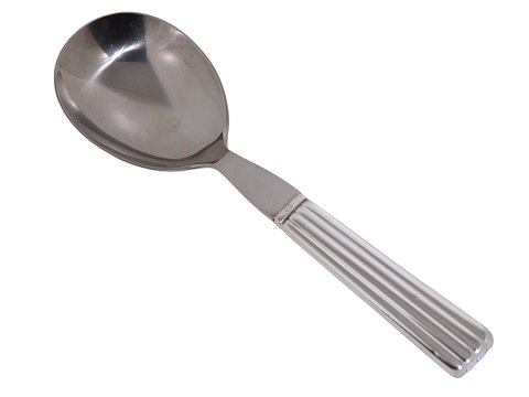 Georg Jensen BernadotteStor serveringsske 22,3 cm.