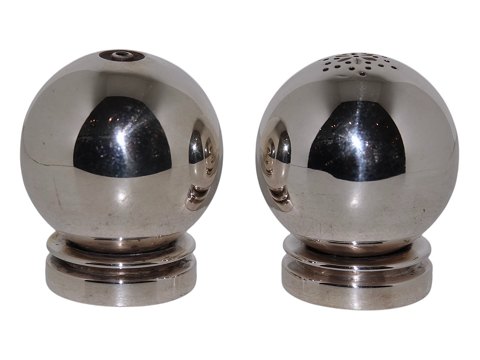Georg Jensen PyramidSalt- and pepper shaker