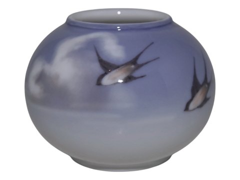 Royal CopenhagenMiniature vase med svaler