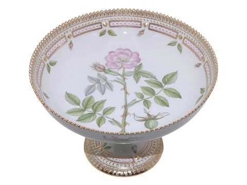 Flora DanicaCake stand