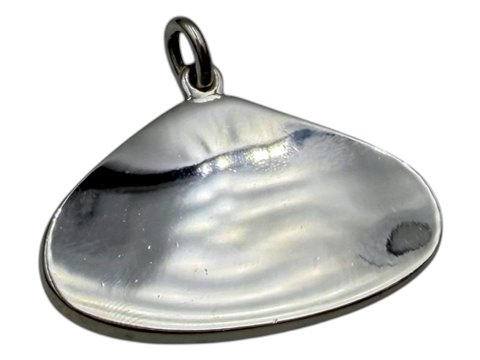 Bent Knudsen silverModern pendant from 1970