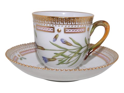 Flora DanicaCoffee cup with saucer