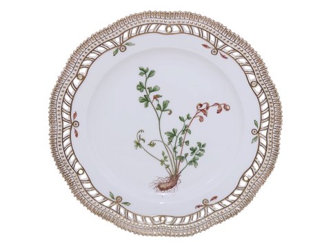 Flora DanicaFrokosttallerken med gennembrudt kant 22,5 cm. #3554