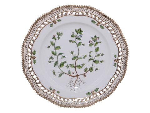 Flora DanicaMiddagstallerken med gennembrudt kant 25,5 cm.