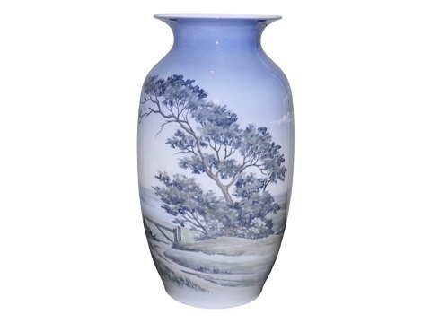 Royal CopenhagenLarge vase featuring a landscape with a field fence and the coast.