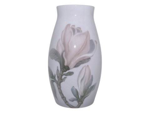 Bing & Grondahl, Vase with magnolia flower