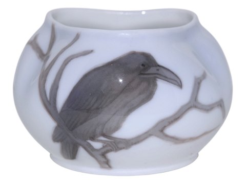 Royal CopenhagenLille Art Nouveau vase med ravn fra 1898-1923