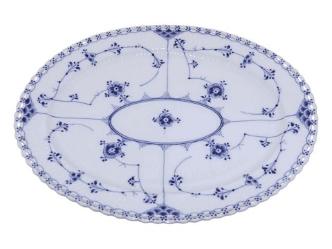 Blue Fluted Full LacePlatter 30.7 cm. #1147 from 1898-1923