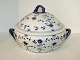 Butterfly
Lidded bowl (small tureen)