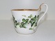Green Ivy
High handle cup from 1853-1895