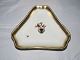 Gold Basket
Small triangular dish