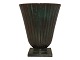 Kegleformet bronze vase med kanneleringer fra ca. 1930-1940