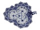 Blue Fluted Full Lace
Dish with insect