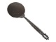 Georg Jensen Acorn
Serving spade with pattern 22.6 cm.