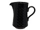 Palet
Black creamer