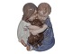 Large Royal Copenhagen figurine
Boy, girl and dachshund