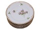 CloverSalad plate with full lace border 19 cm.